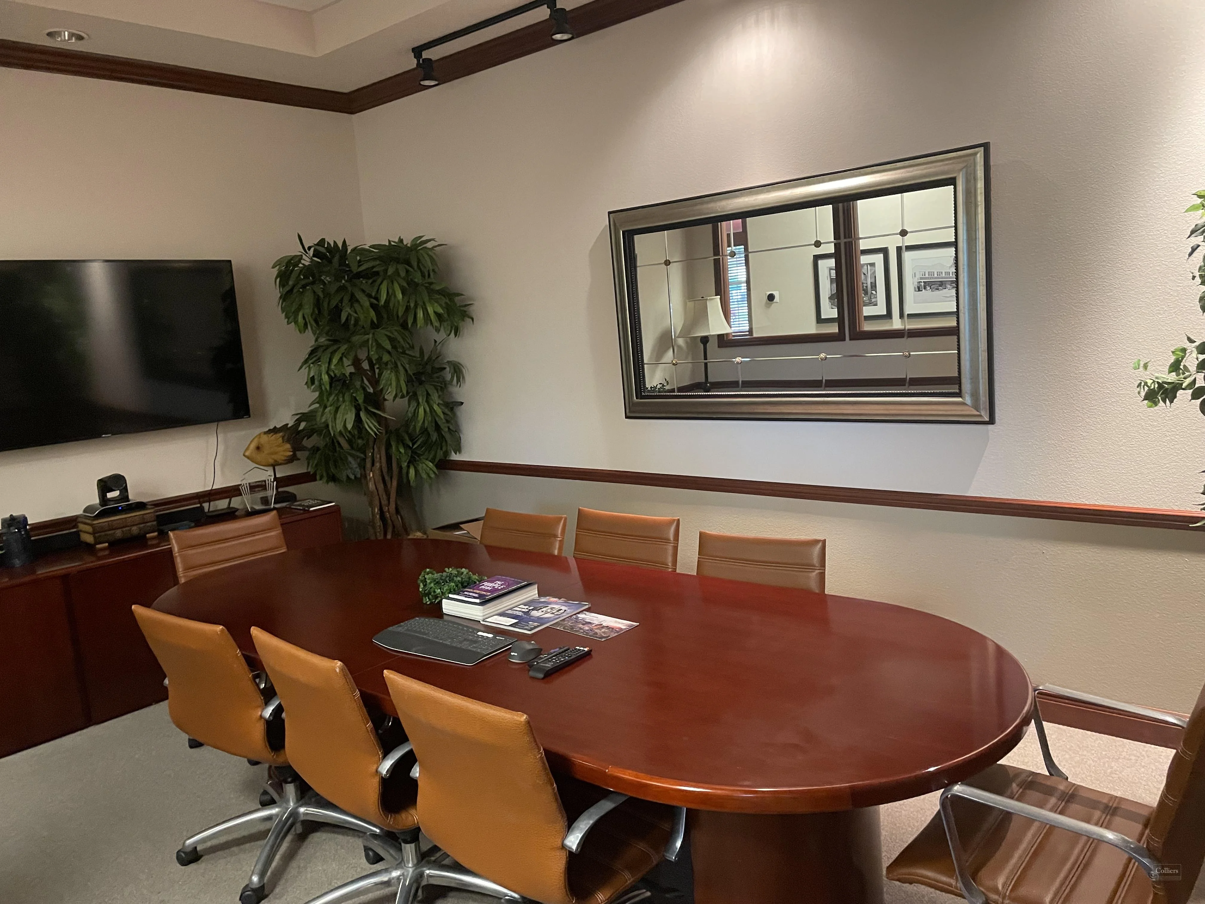 Office Building For Sale — Sale in Leesburg, FL, photo 4 of 5