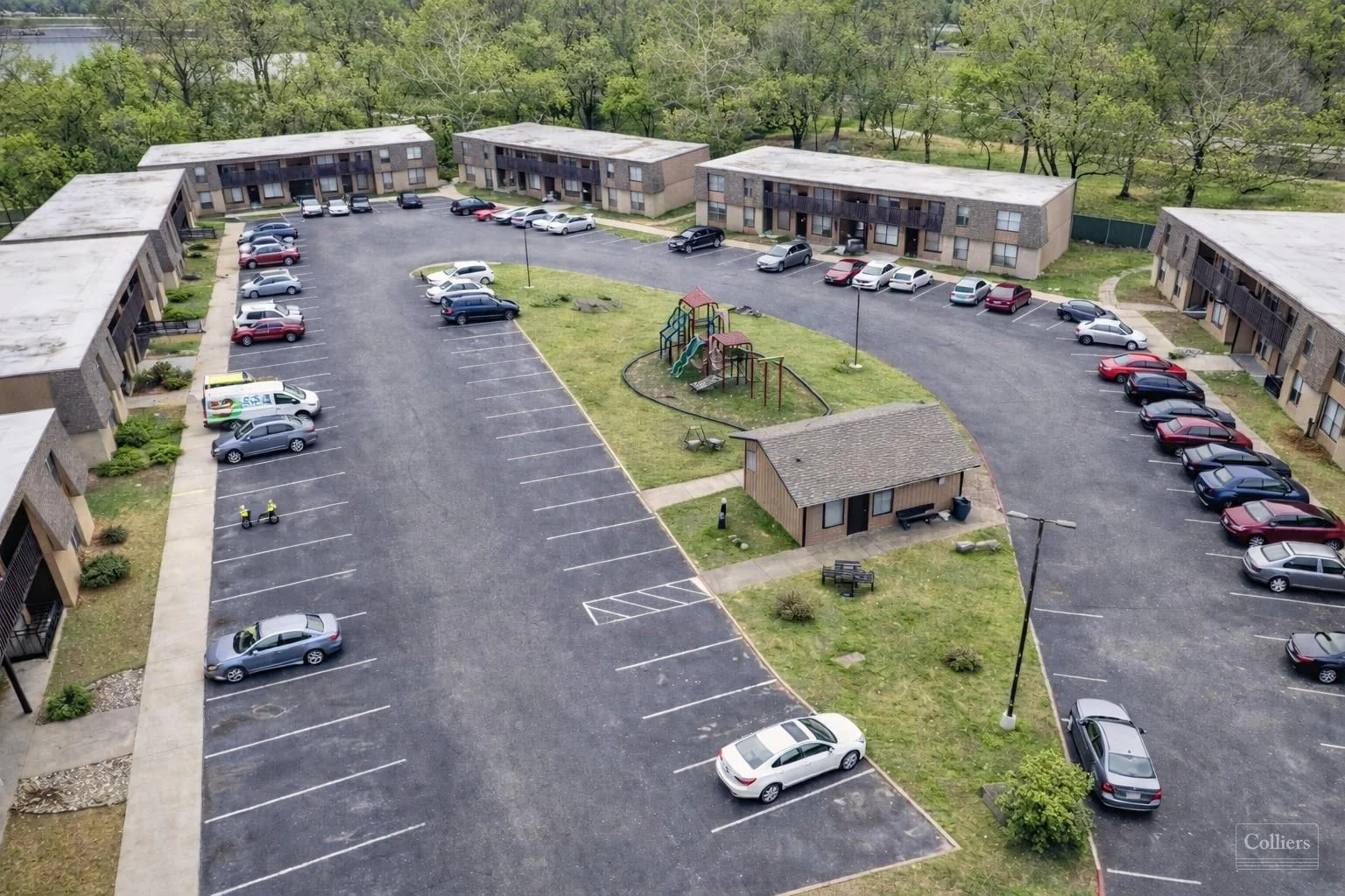 Arbors — Sale in Springdale, AR, photo 3 of 6