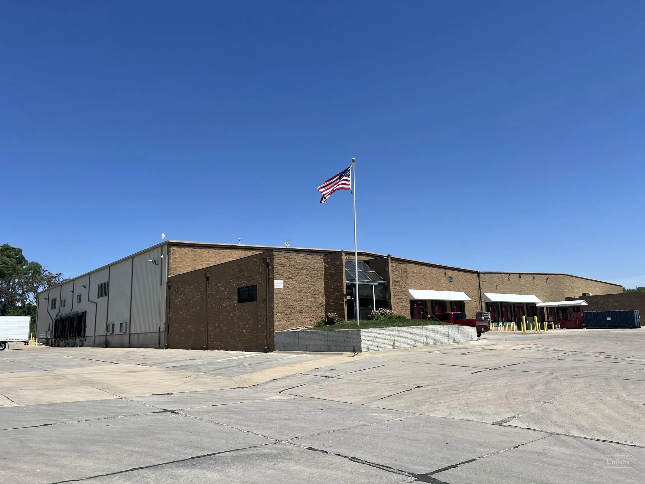60,000 SF Warehouse - industrial for sale in Omaha, NE