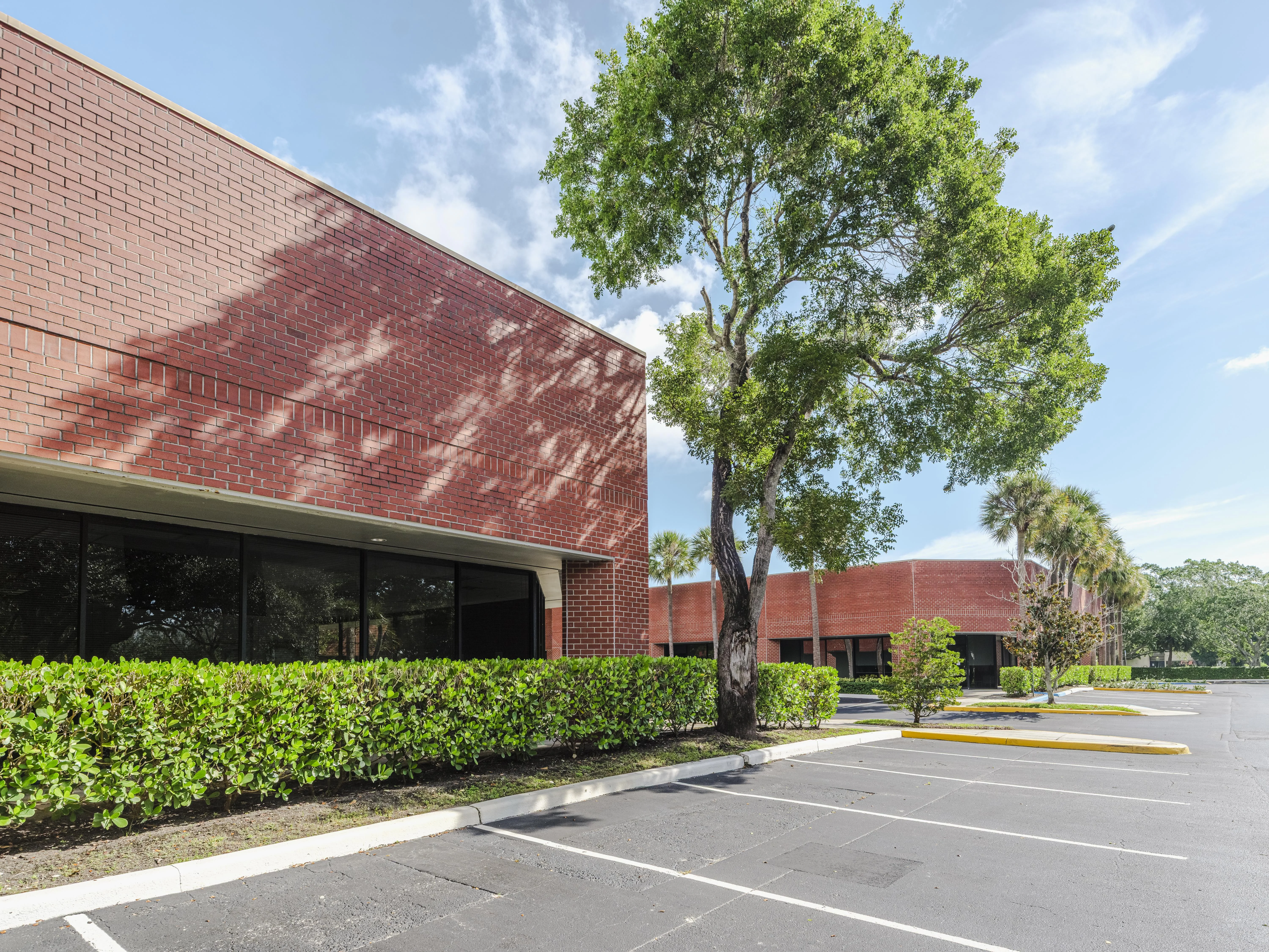 Stable single-story flex/office asset with… — Sale in Boca Raton, FL, photo 5 of 8