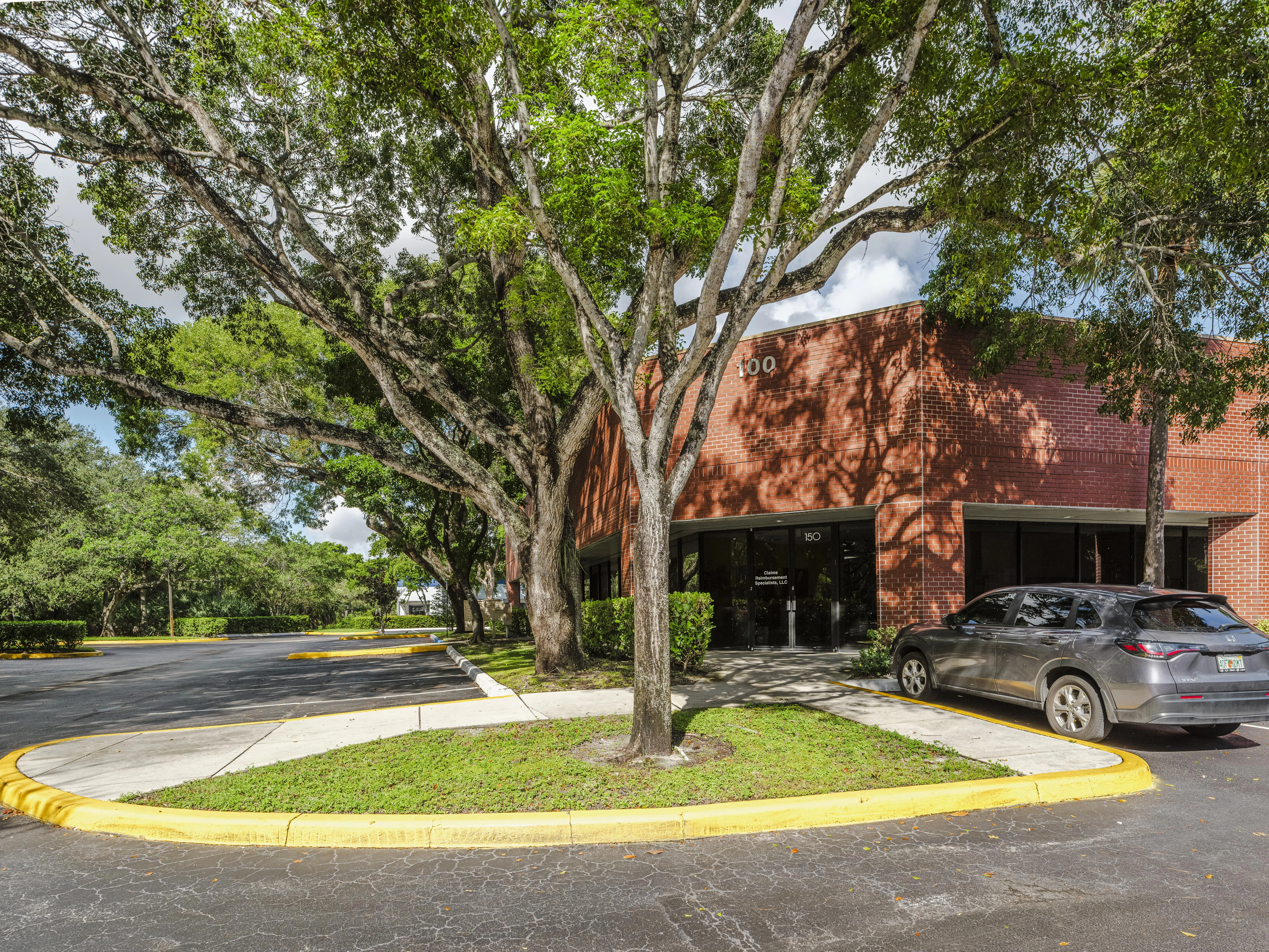 Stable single-story flex/office asset with… — Sale in Boca Raton, FL, photo 6 of 8