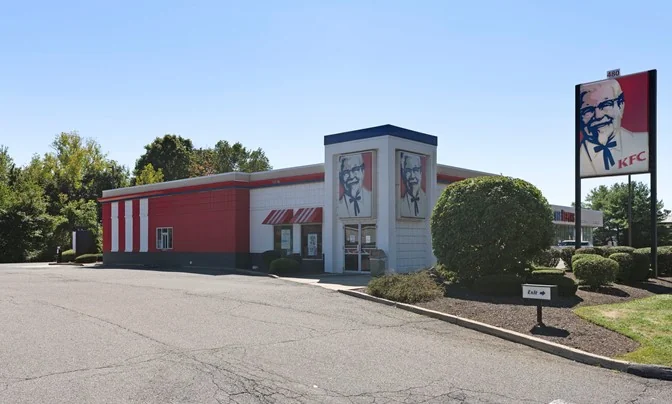 Net Leased KFC — Sale in Bridgeport, CT, photo 2 of 2