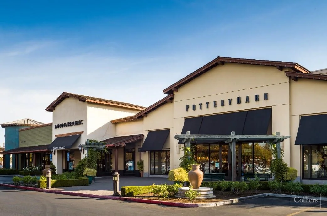 Banc of California - Fig Garden Village — Sale in Fresno, CA, photo 6 of 8