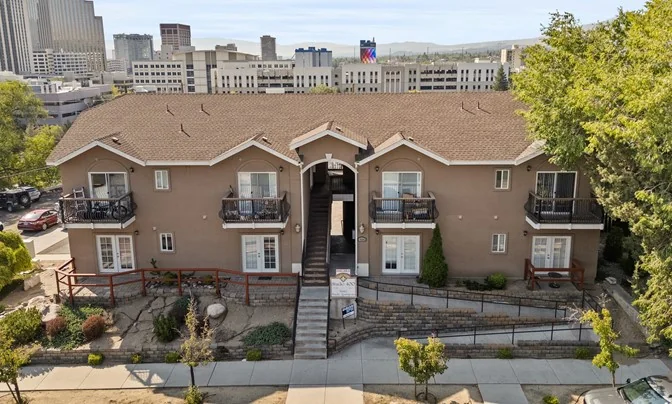 The Plaza — Sale in Reno, NV, photo 2 of 2