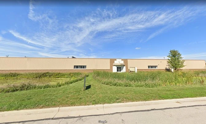 Single Tenant Industrial Building For Sale — Sale in New Berlin, WI, photo 6 of 8