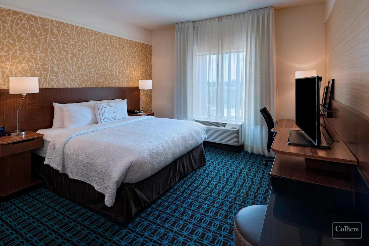 Fairfield Inn & Suites - Dublin — Sale in Dublin, GA, photo 2 of 8