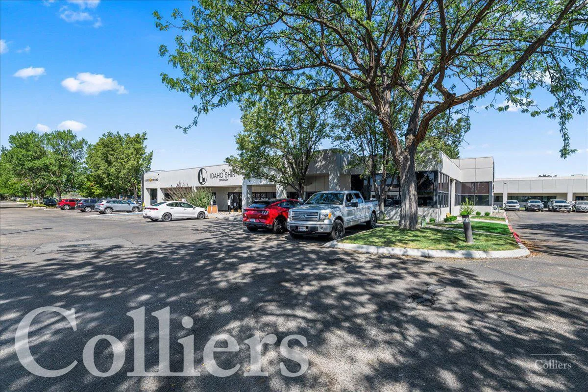 Office/Industrial Flex Investment Opportunity — Sale in Boise, ID, photo 4 of 8