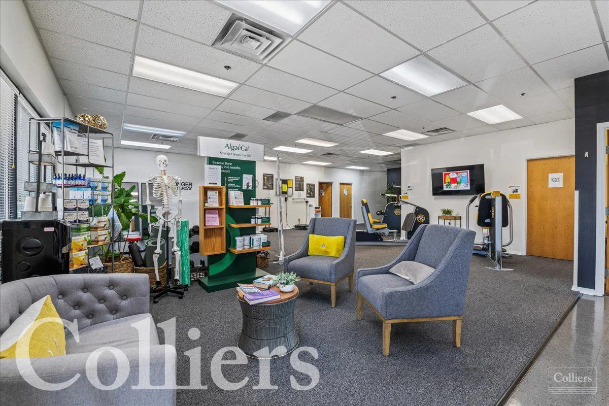 Office/Industrial Flex Investment Opportunity — Sale in Boise, ID, photo 7 of 8