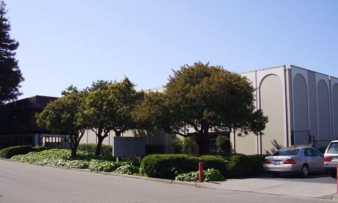 LIGHT INDUSTRIAL BUILDING FOR SALE — Sale in Berkeley, CA, photo 4 of 8