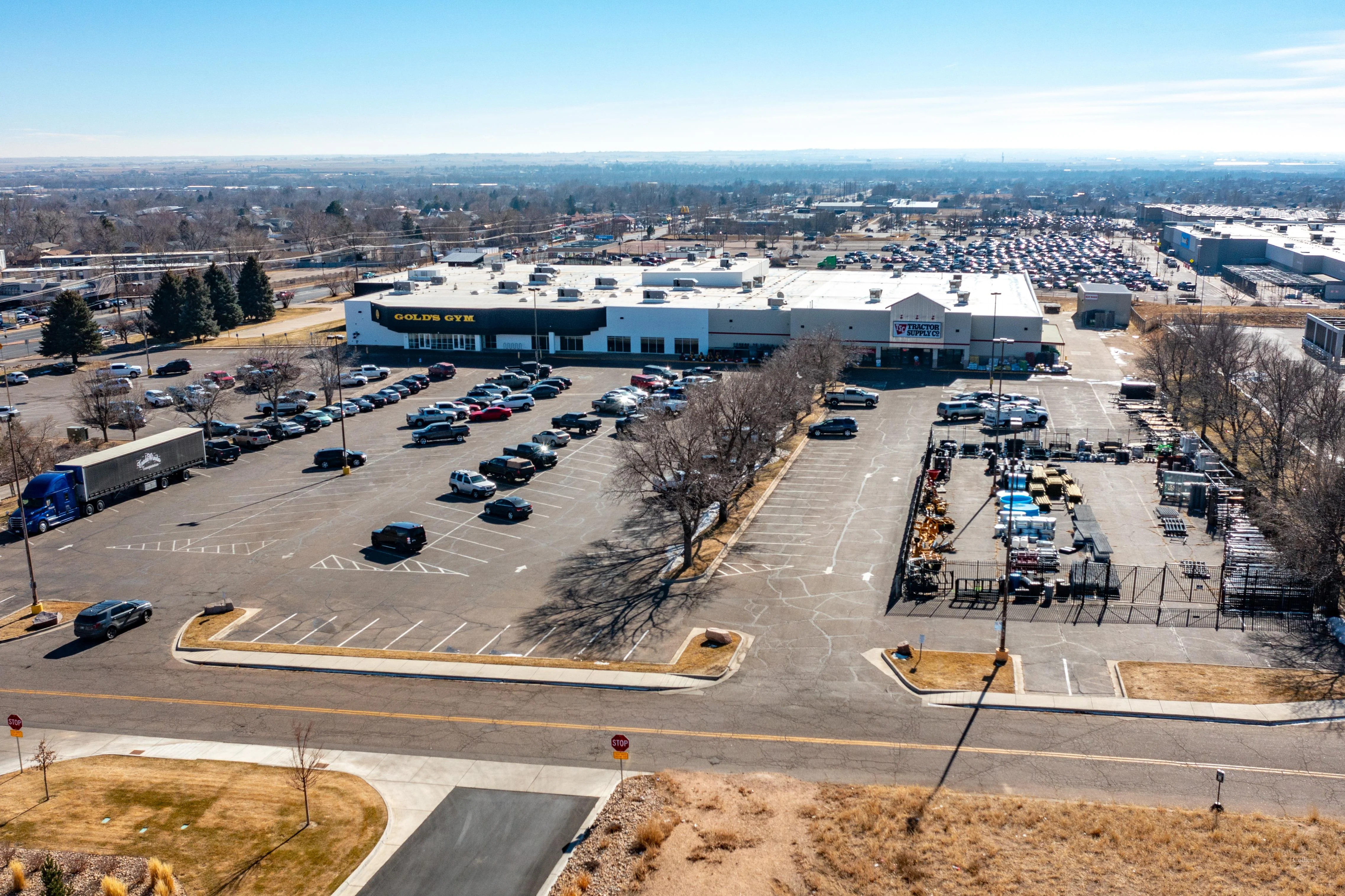 100% Occupied by Tractor Supply Co & Gold’s Gym — Sale in Greeley, CO, photo 1 of 6