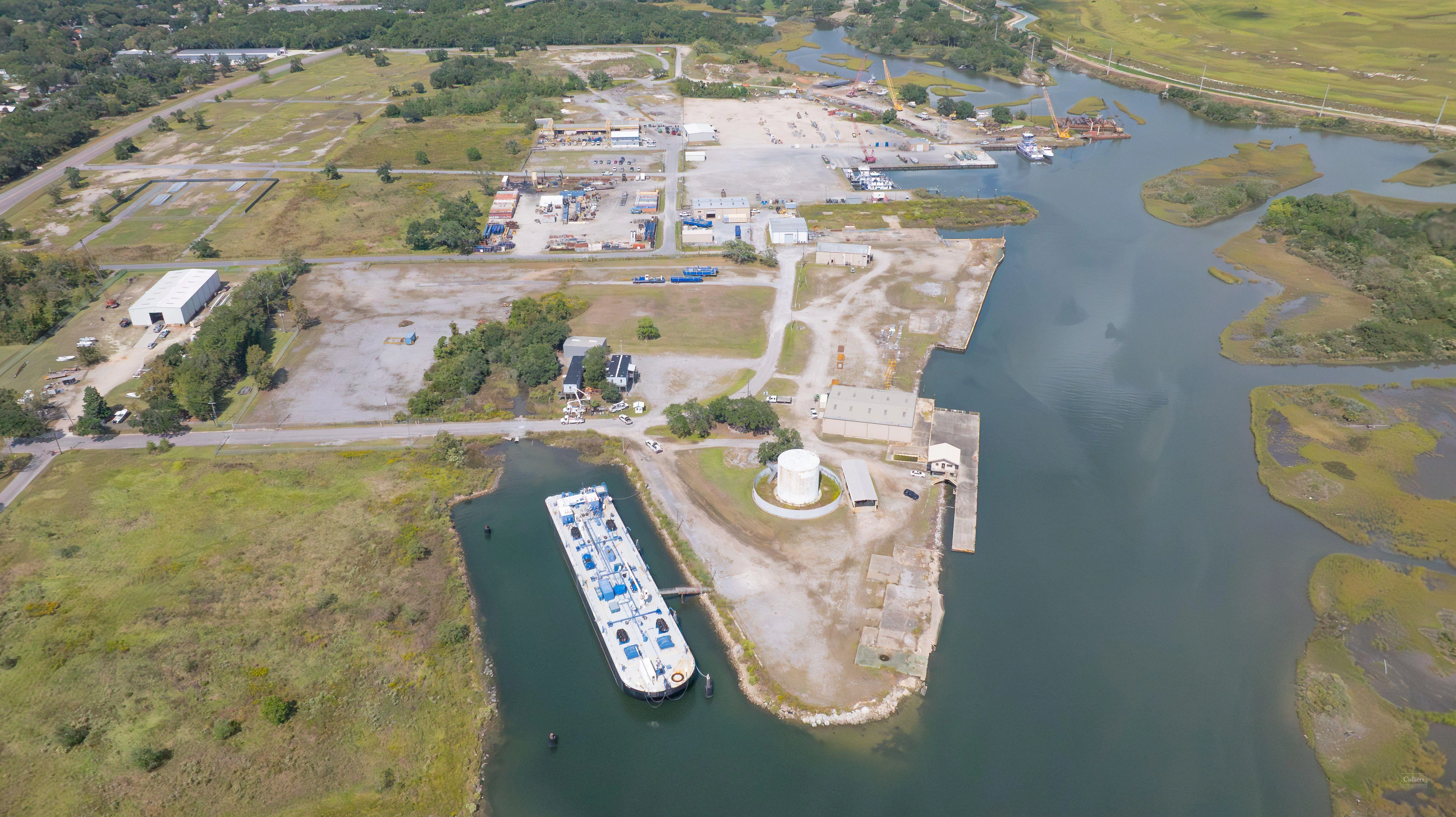 PASCAGOULA TERMINAL: STRATEGIC INDUSTRIAL GATEWAY TO… — Sale in Pascagoula, MS, photo 4 of 8