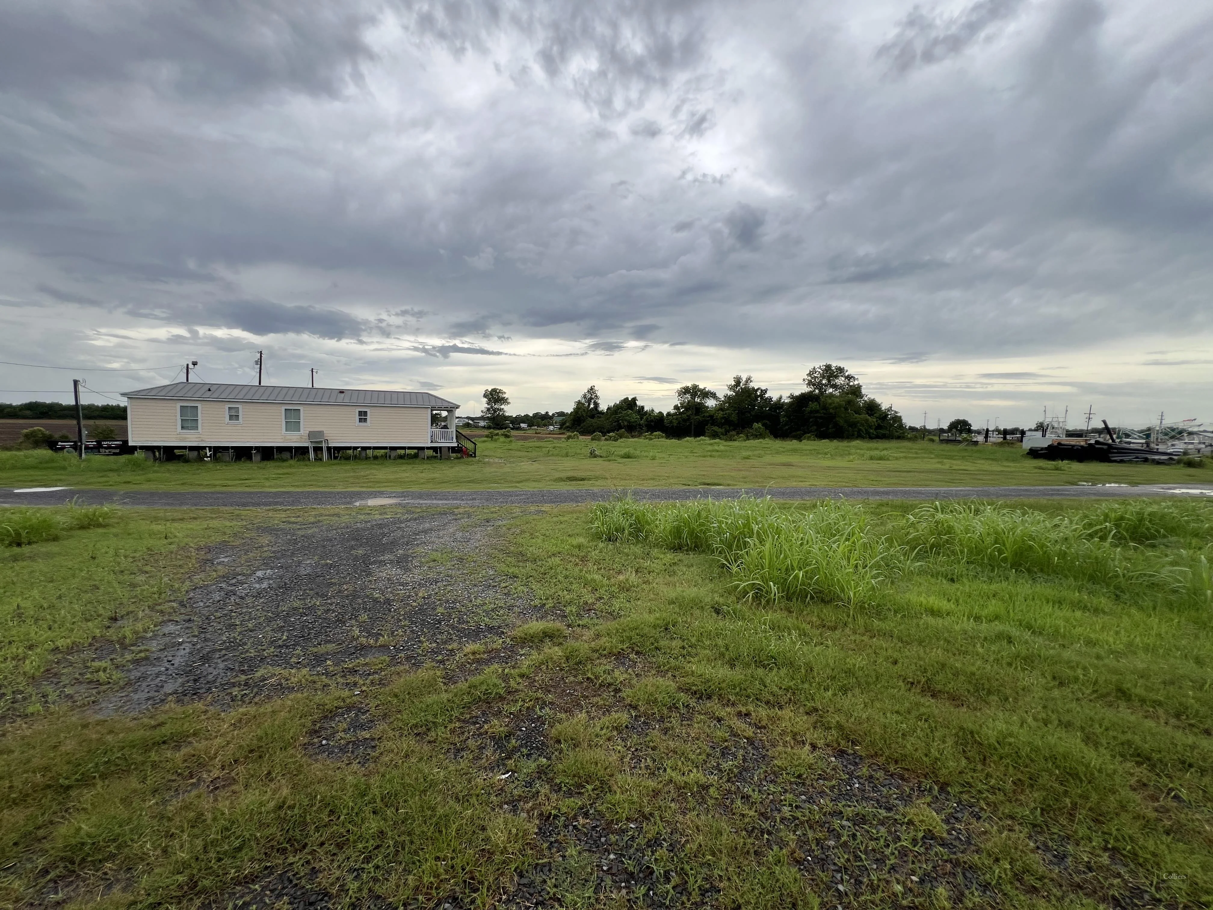 350 Sunrise Rd — Sale in Franklin, LA, photo 4 of 8