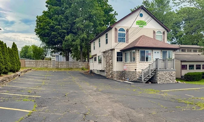 For Sale | 86,400 SF Office / Flex / Hi-Tech Facility — Sale in Troy, MI, photo 5 of 8