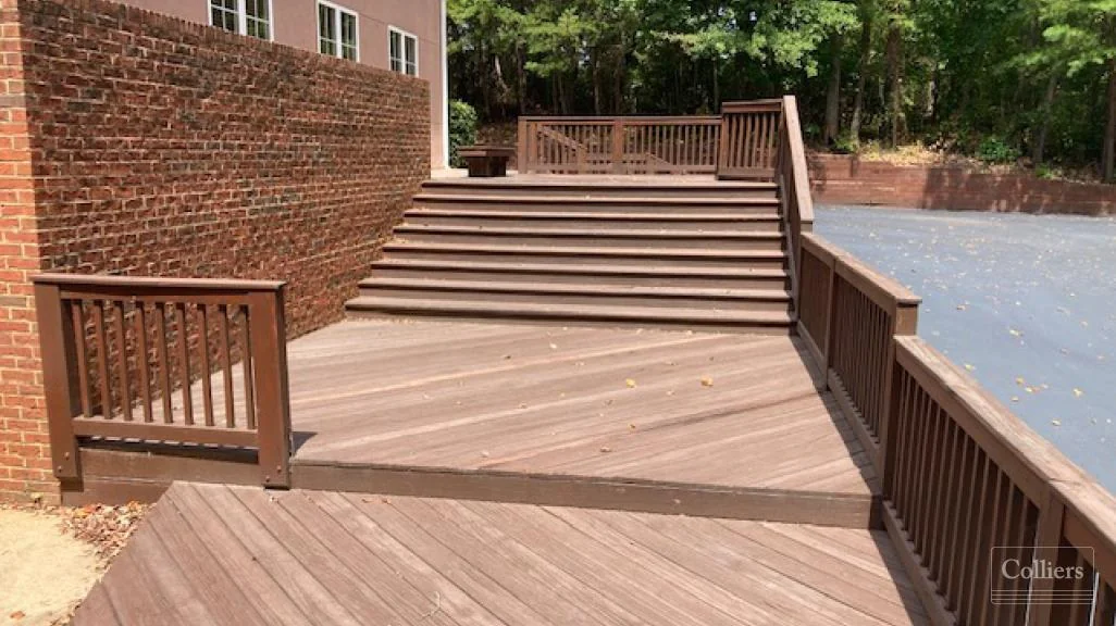 ±12,000-SF Freestanding Office Building for Sale in… — Sale in Greer, SC, photo 6 of 8