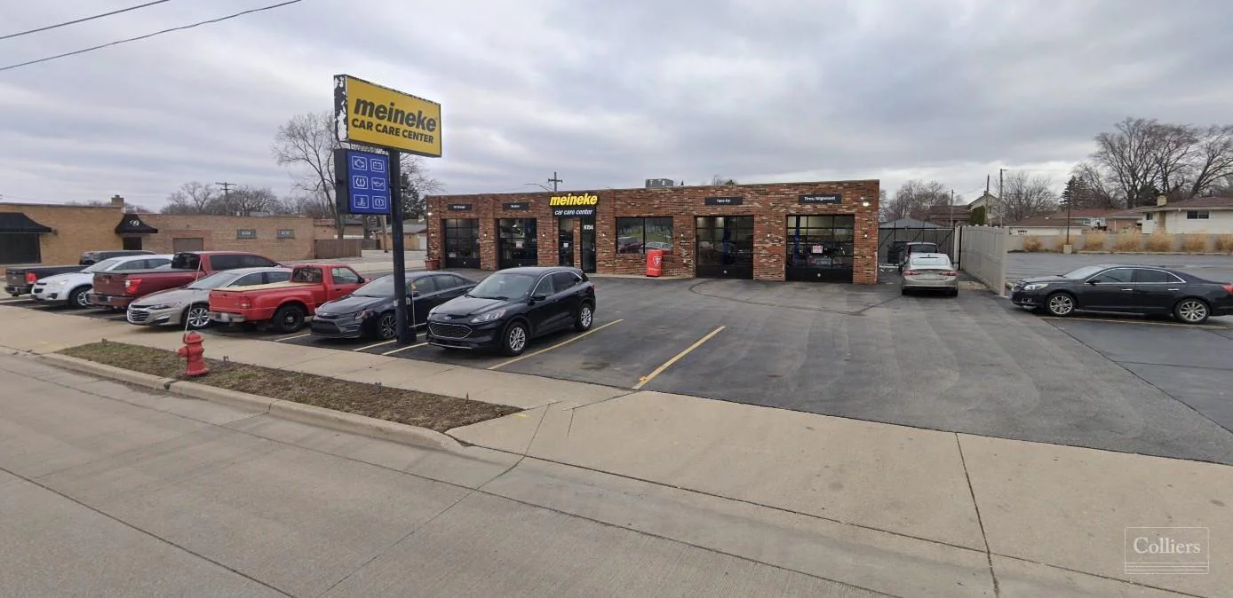 Retail | 7.95% CAP | 2,242 SF - photo 1 - Chicago Ridge, IL