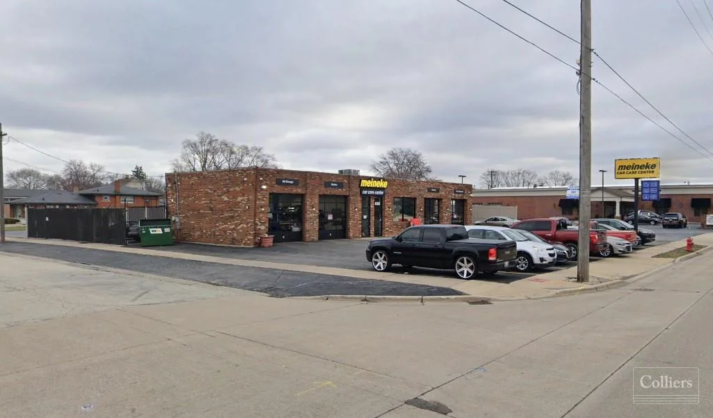 Retail | 7.95% CAP | 2,242 SF - photo 2 - Chicago Ridge, IL