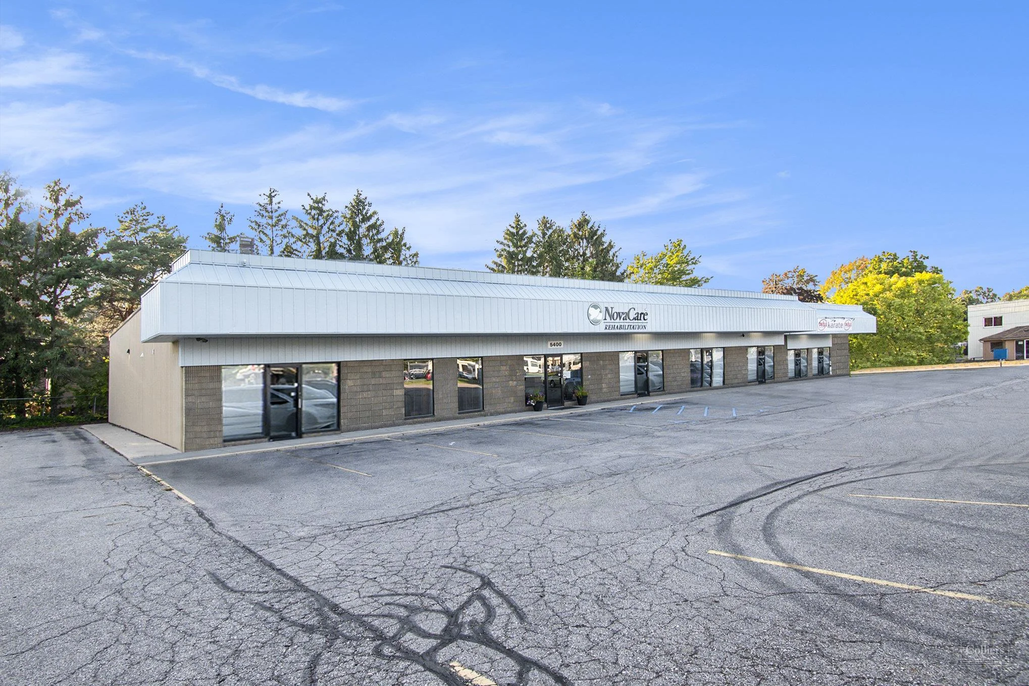 For Sale | NNN Lease Neighborhood Medical - Retail… — Sale in Lansing, MI, photo 3 of 8