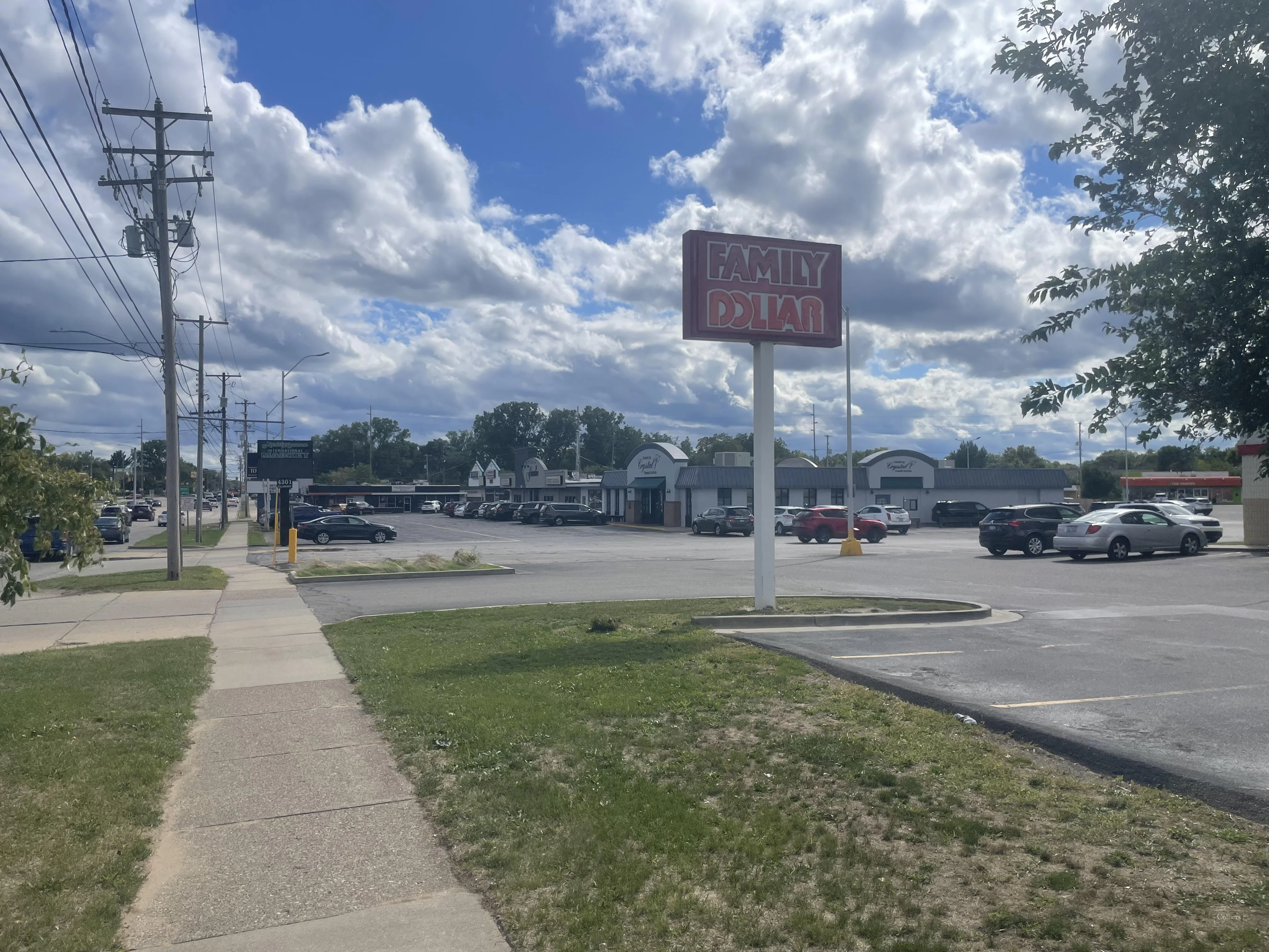 For Sale | investment 100% Leased Family Dollar — Sale in Grand Rapids, MI, photo 7 of 8