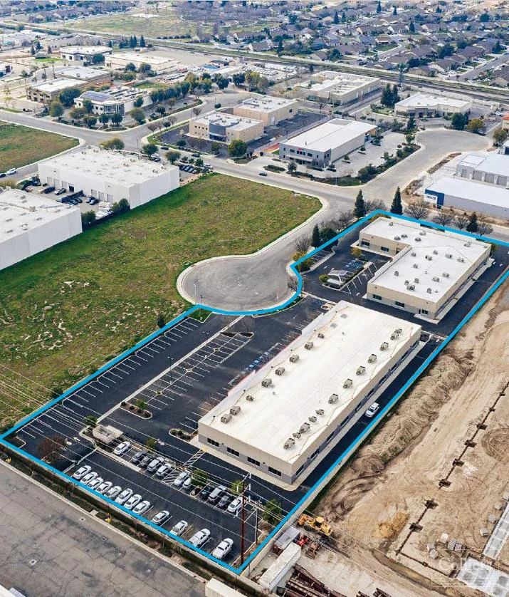 Investment Opportunity | Gosford Business Park — Sale in Bakersfield, CA, photo 2 of 8