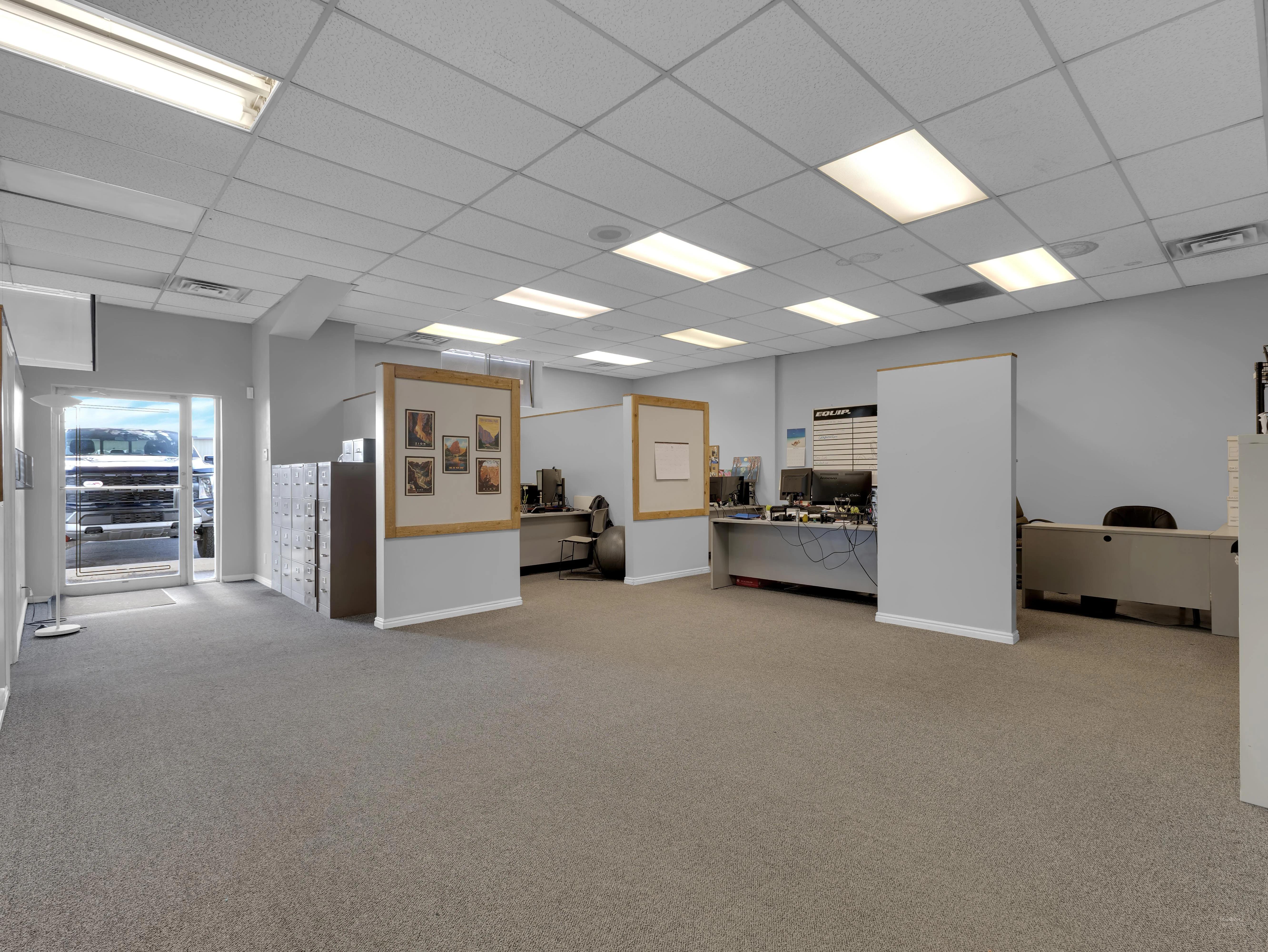 4225 S 500 W — Sale in Murray, UT, photo 6 of 8