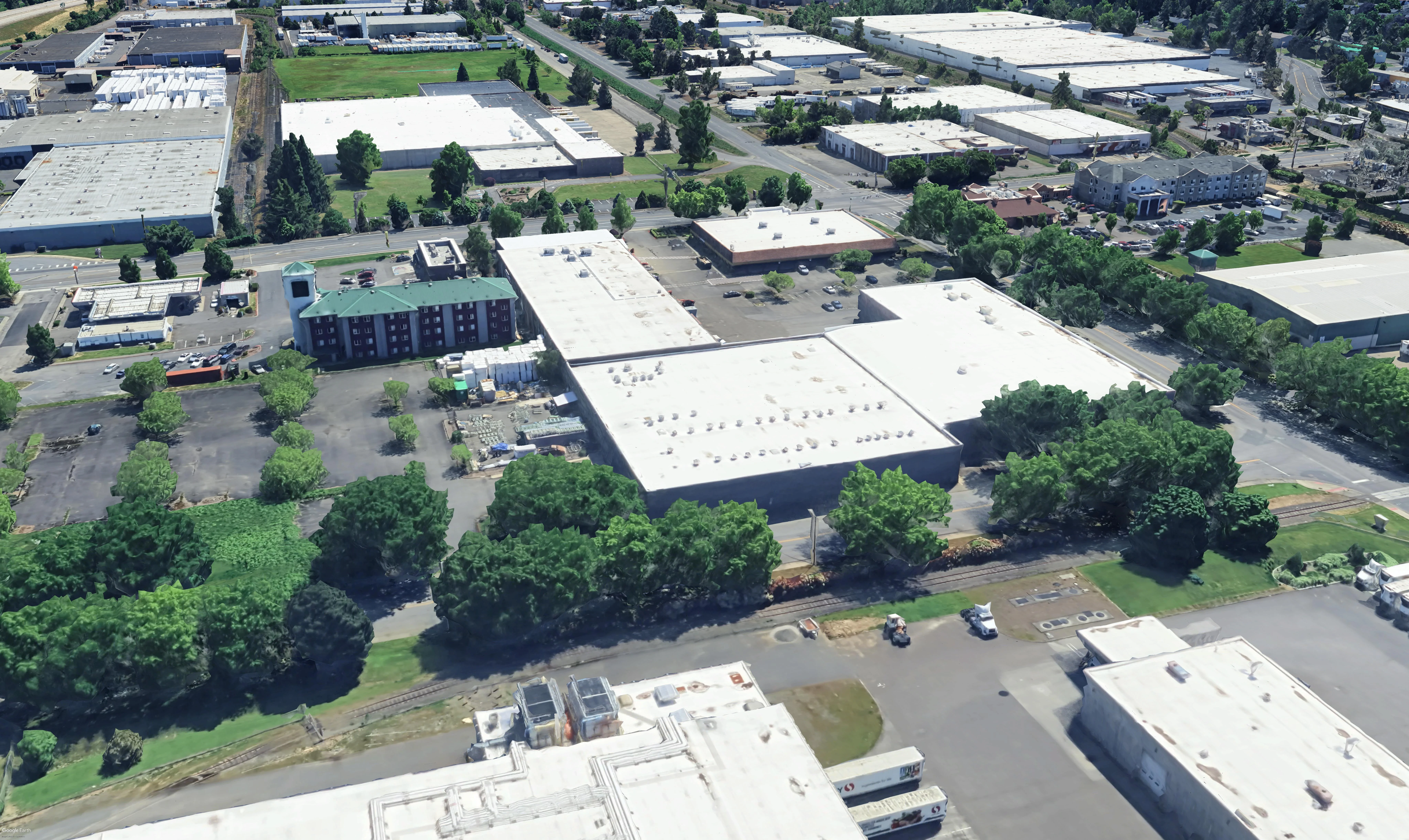 18055 Wi NE San Rafael Street (North) — Sale in Portland, OR, photo 1 of 8