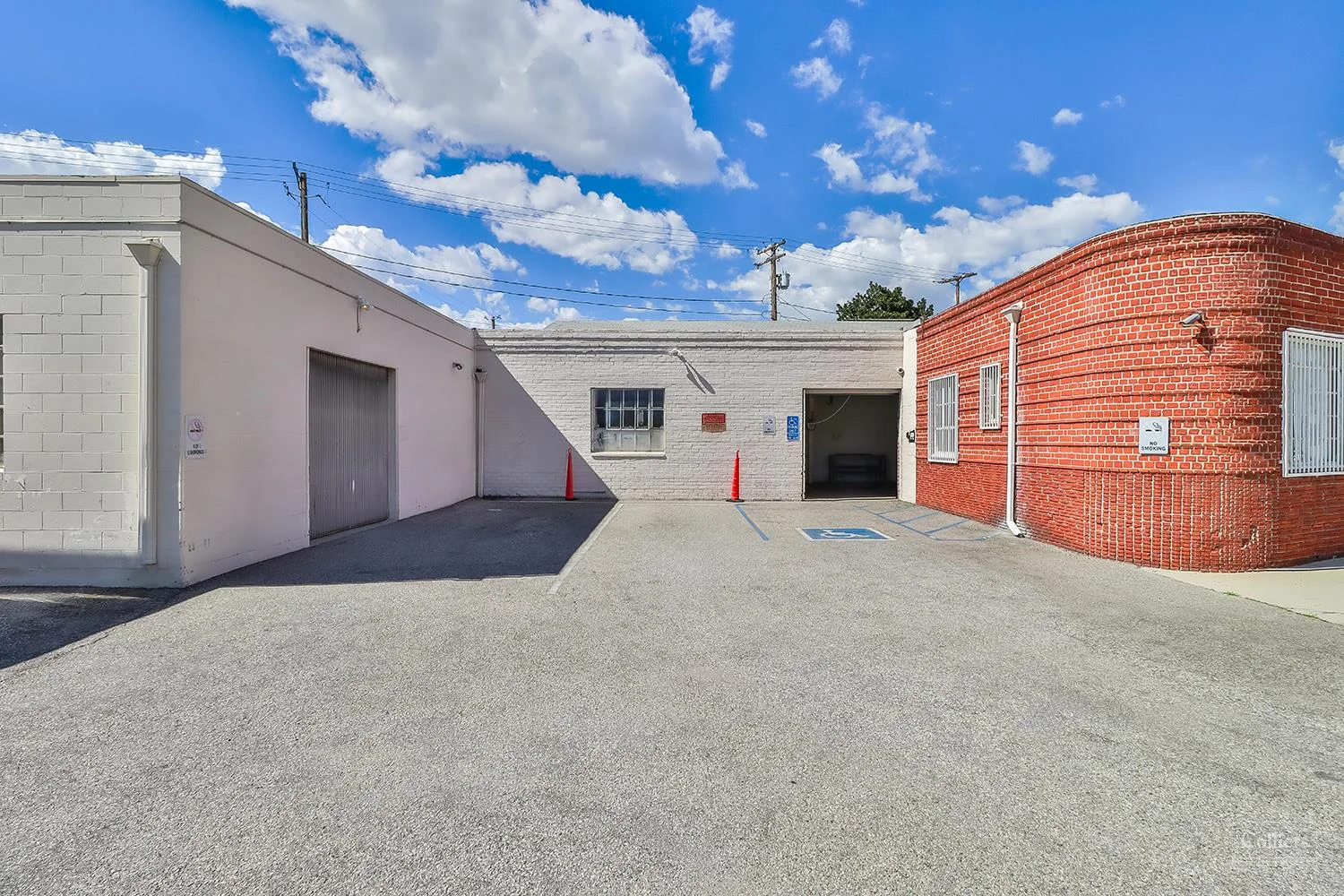 For Sale in Burbank: 11,521 SF Industrial Building — Sale in Burbank, CA, photo 4 of 8