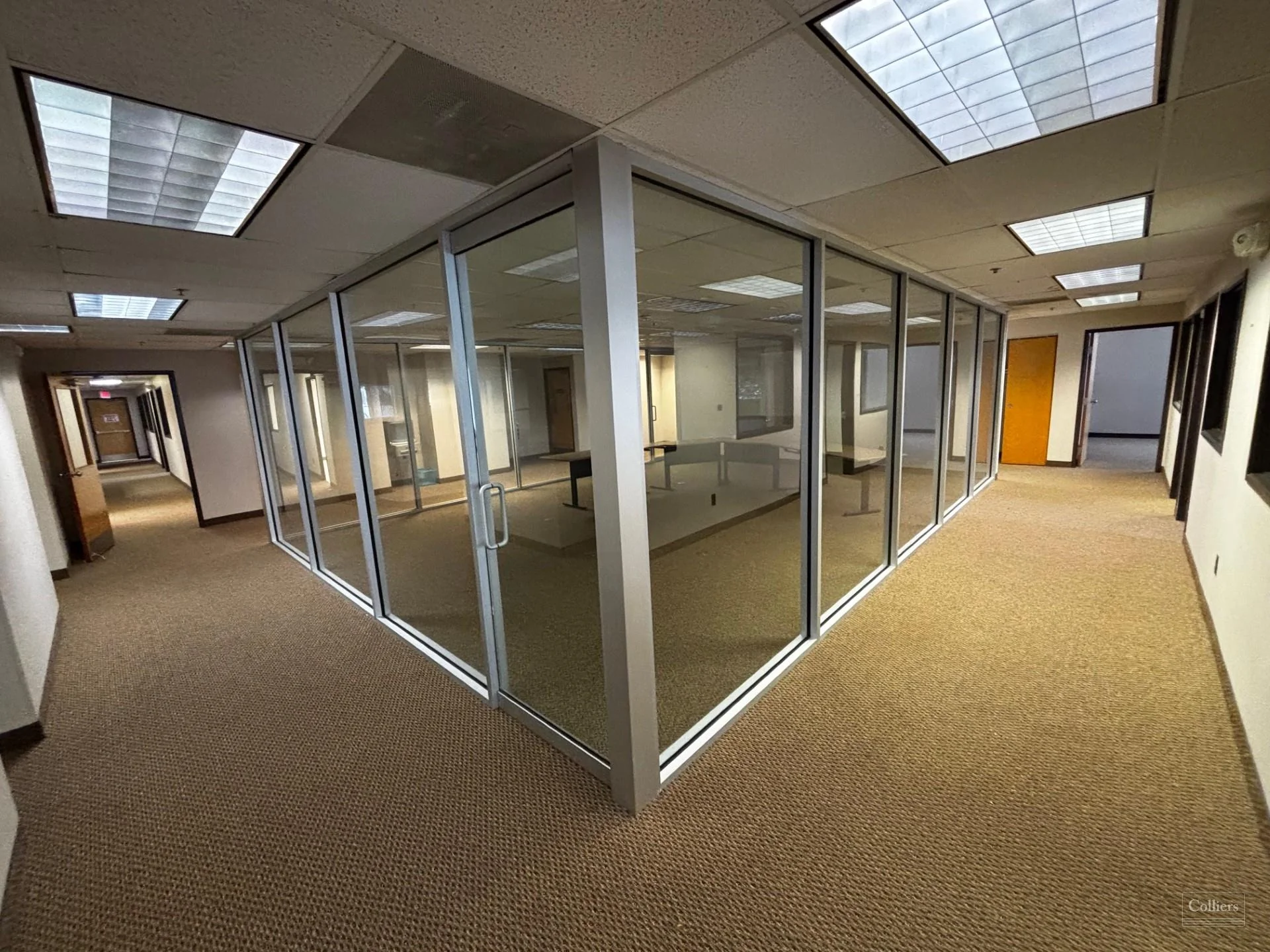 For Sale - 29,400 SF - Industrial/Flex — Sale in Lake Orion, MI, photo 7 of 8