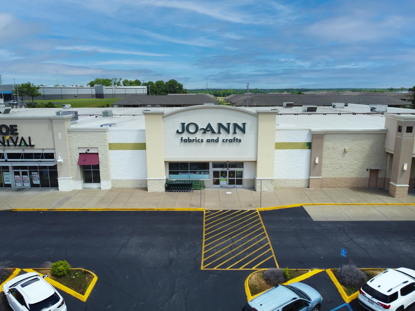 2,400 SF - 44,210 SF Available at Cox Creek Station — Lease in Florence, AL, photo 4 of 5