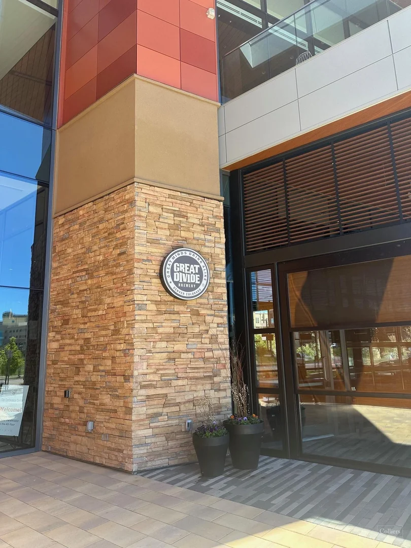 Schwab Campus Retail — Lease in Lone Tree, CO, photo 5 of 8