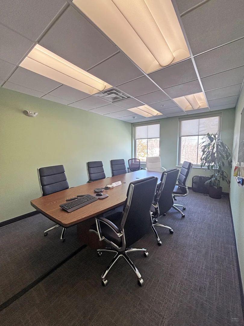 Highly Visible Office Suite — Lease in Rochester, NH, photo 3 of 6
