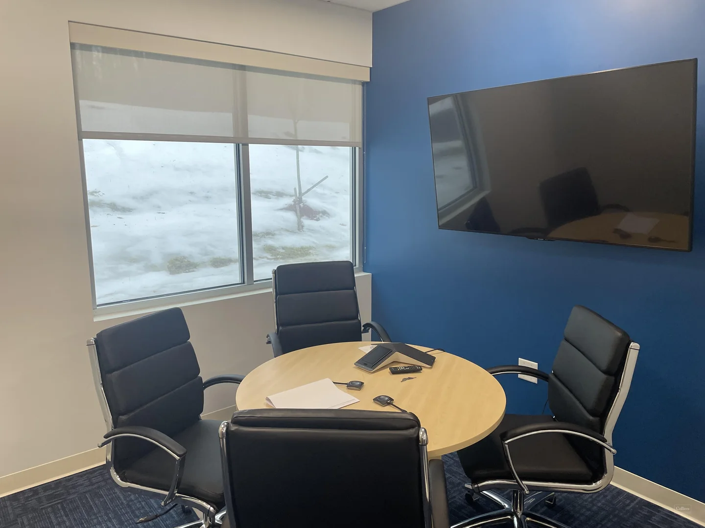 Highly Visible First Floor Office - photo 3 - Windham, NH