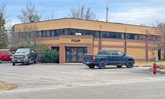 Highly Visible First Floor Office - photo 9 - Windham, NH