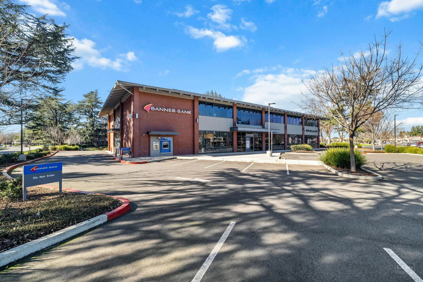 1 Parkcenter Drive | Retail - photo 1 - Unknown, US