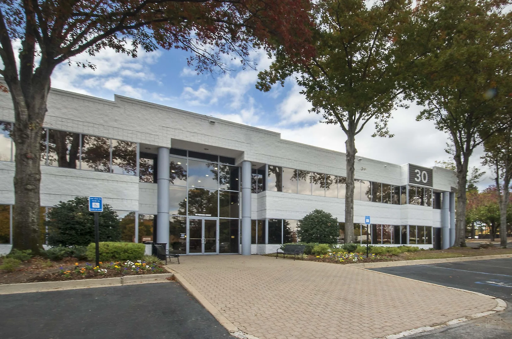 Mansell Court — Lease in Roswell, GA, photo 4 of 8