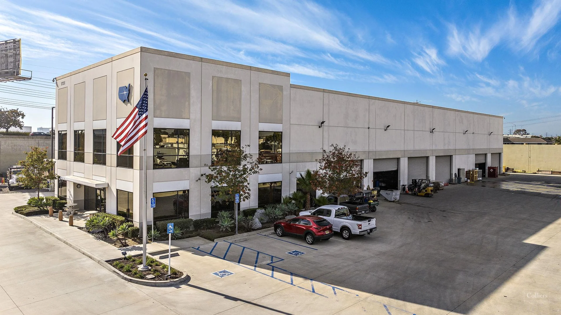 17,280 SF Modern Industrial Building on ±4.7 Acres — Lease in Gardena, CA, photo 1 of 8