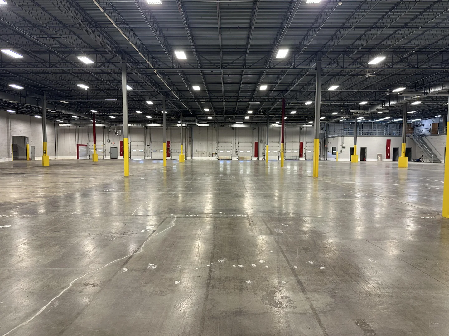 Fully conditioned warehouse for lease — Lease in Durham, NC, photo 3 of 8