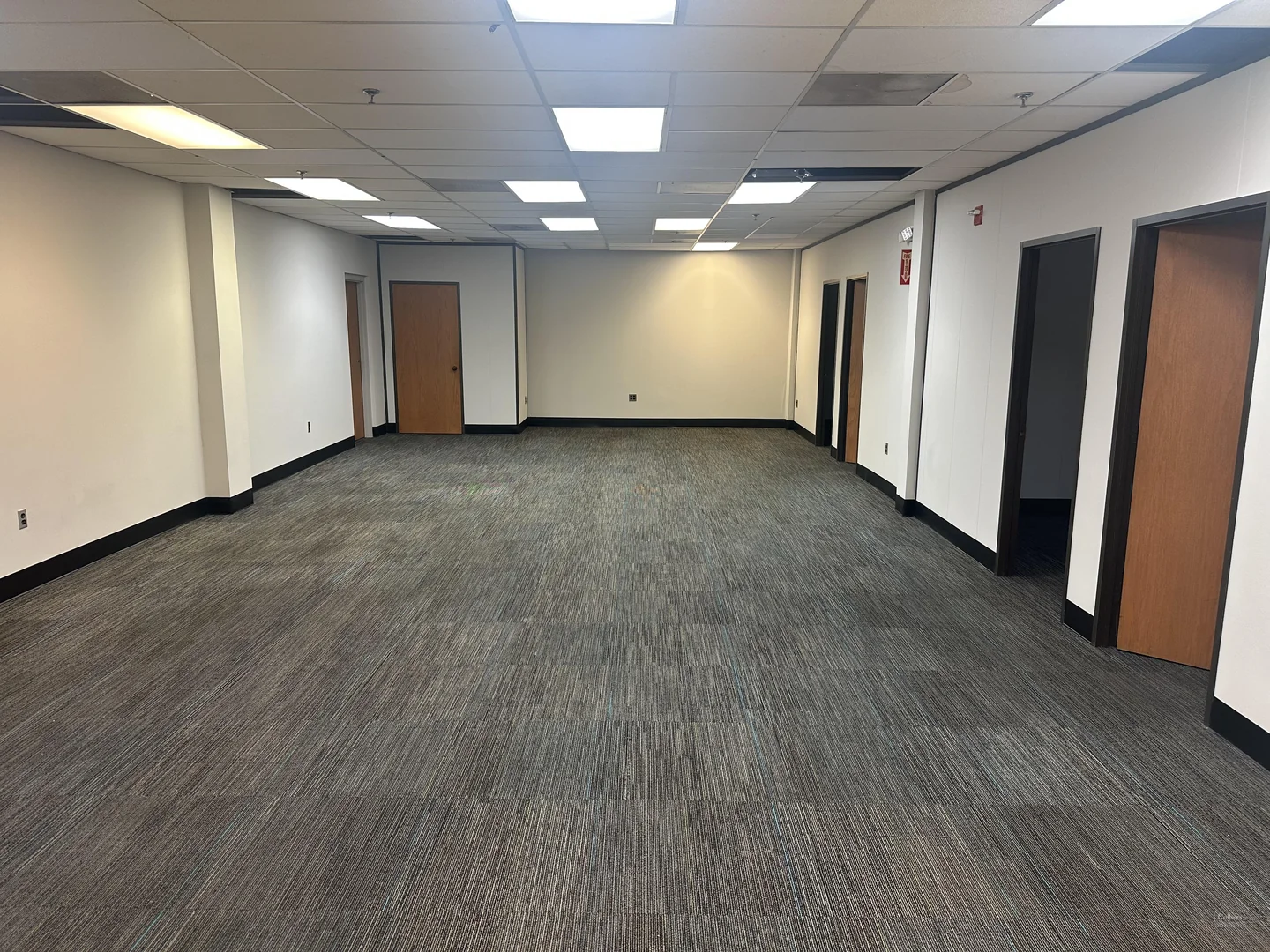 Fully conditioned warehouse for lease — Lease in Durham, NC, photo 6 of 8