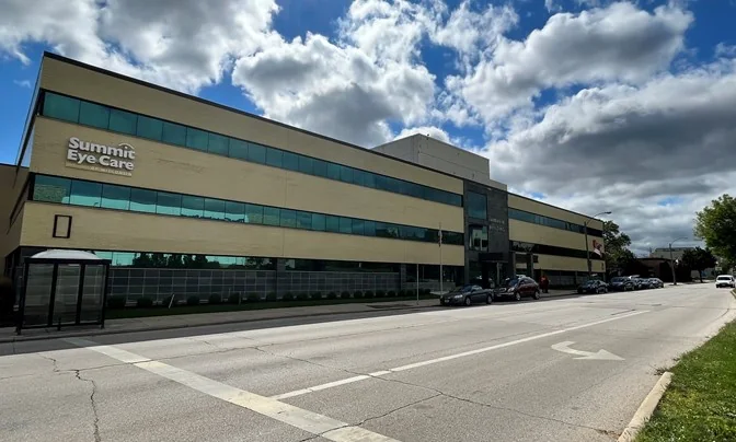 Summit Place — Lease in West Allis, WI, photo 4 of 8