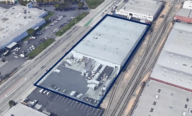 13,360 SF Warehouse for Lease - photo 4 - Commerce, CA
