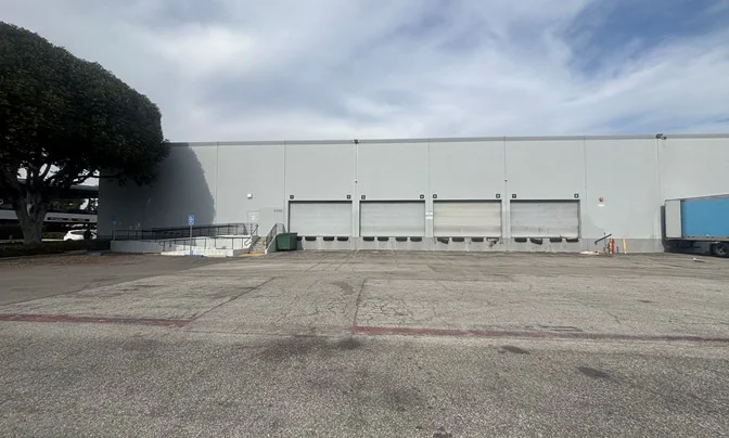 13,360 SF Warehouse for Lease - photo 5 - Commerce, CA