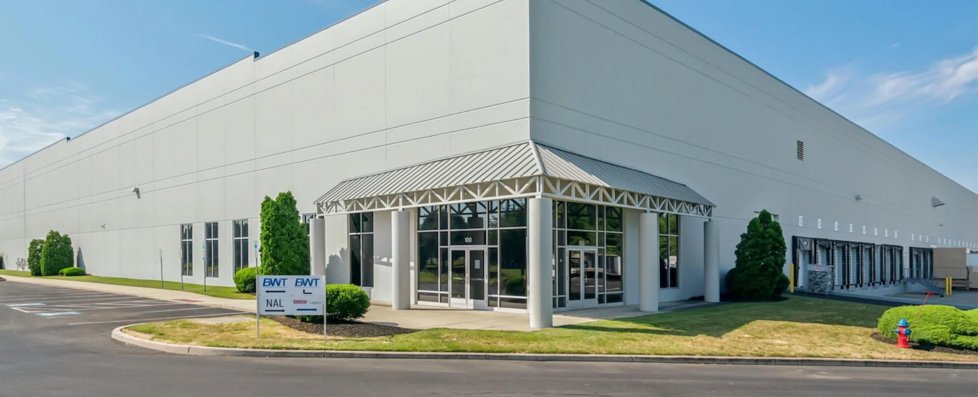 Two Suites Available - LogistiCenter℠ at Logan — Lease in Logan Township, NJ, photo 1 of 8