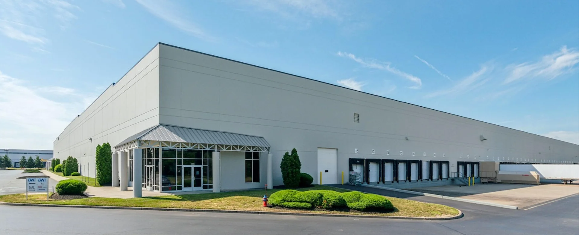 Two Suites Available - LogistiCenter℠ at Logan — Lease in Logan Township, NJ, photo 2 of 8
