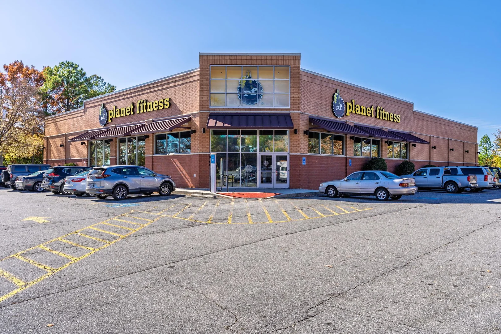 10790 Alpharetta Hwy — Lease in Roswell, GA, photo 1 of 8