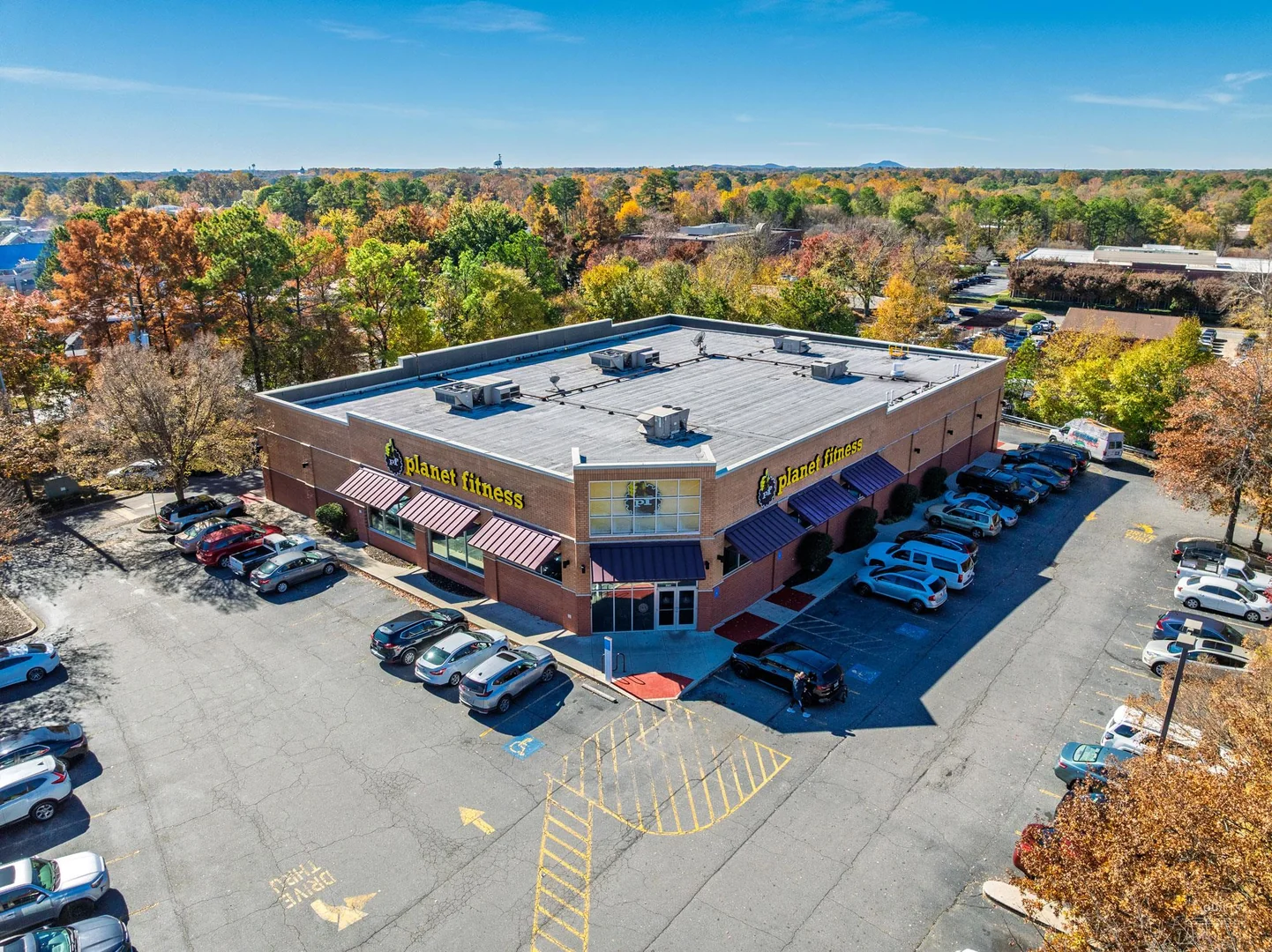10790 Alpharetta Hwy — Lease in Roswell, GA, photo 2 of 8