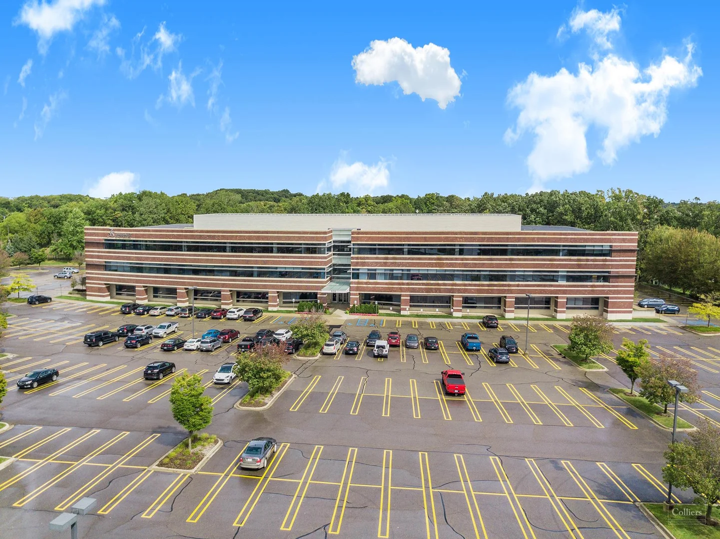 For Lease > Mid-Rise Office Building