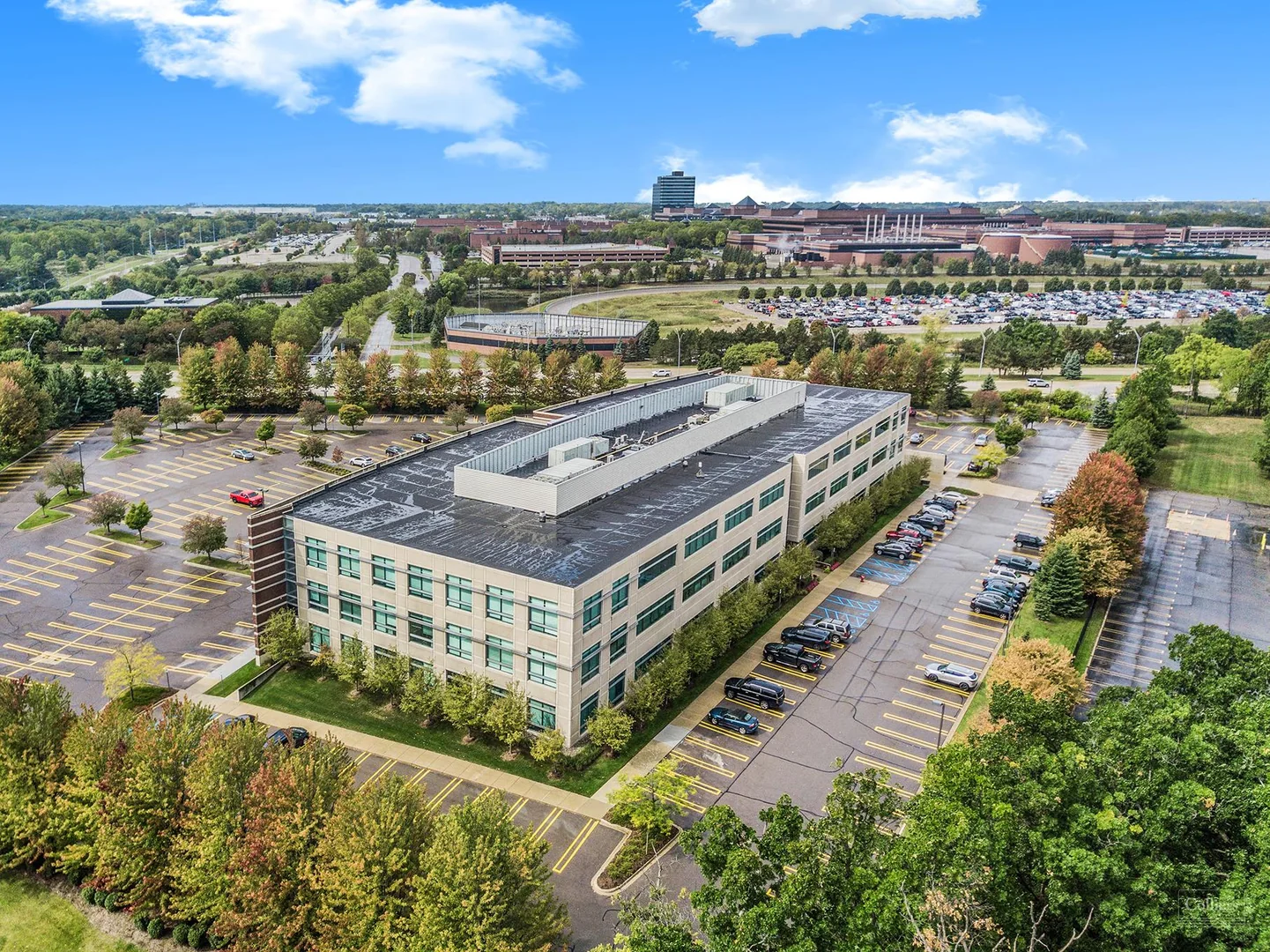 For Lease > Mid-Rise Office Building — Lease in Auburn Hills, MI, photo 2 of 8