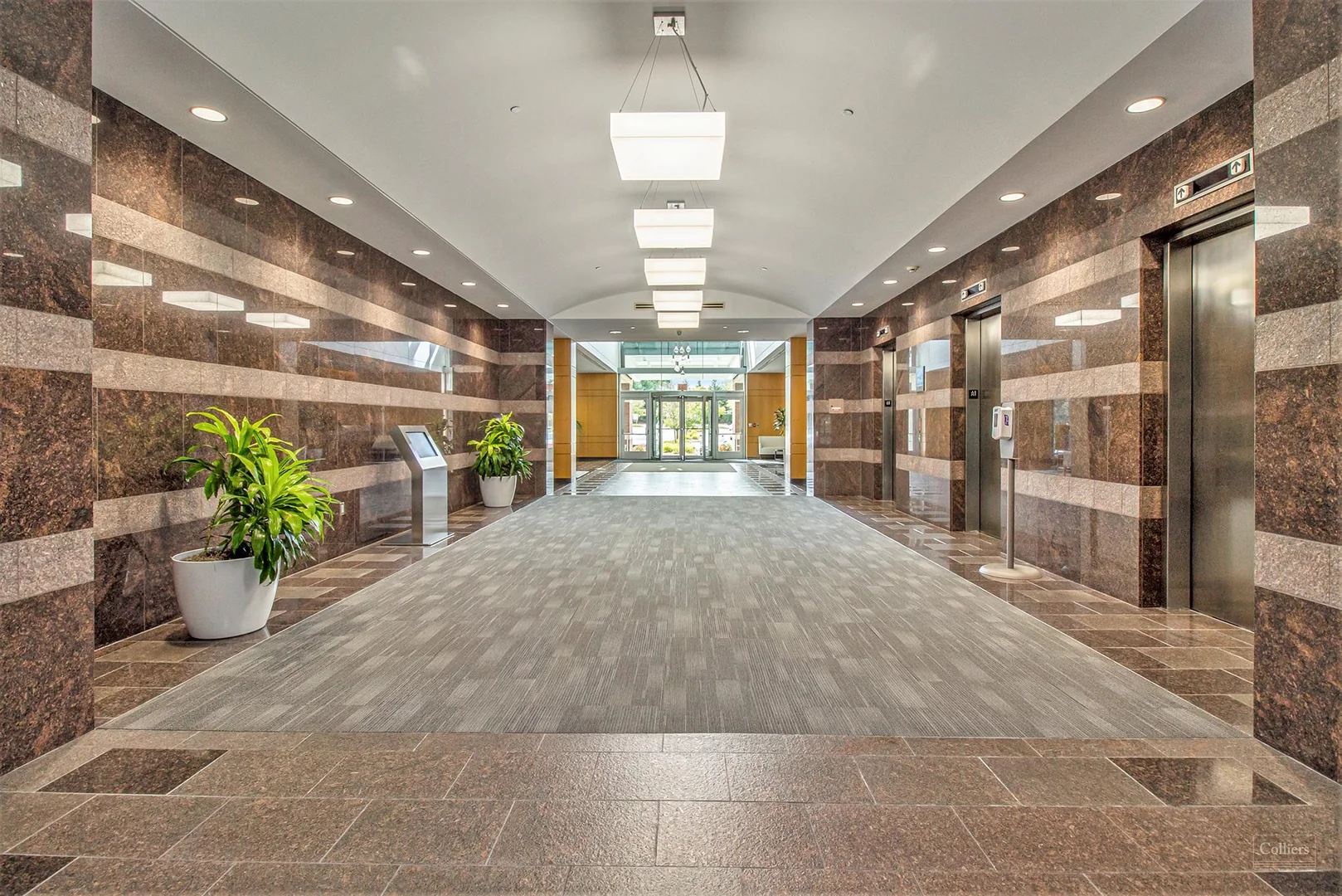 For Lease > Mid-Rise Office Building — Lease in Auburn Hills, MI, photo 5 of 8