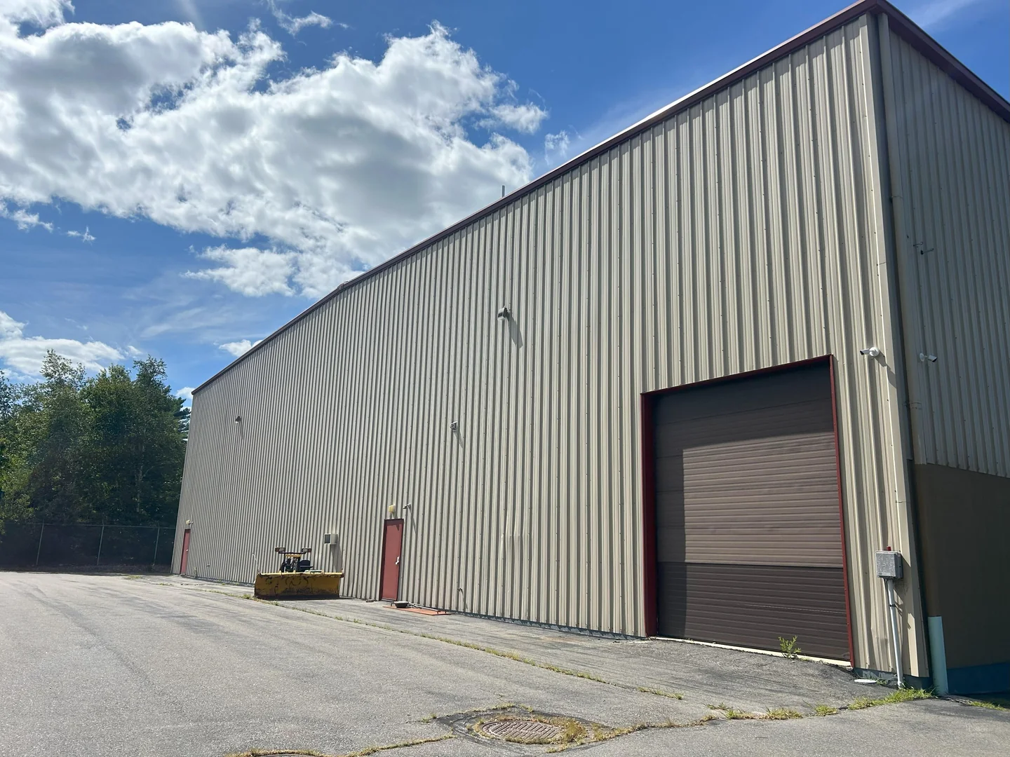 High Bay Warehouse Building - photo 3 - Hooksett, NH