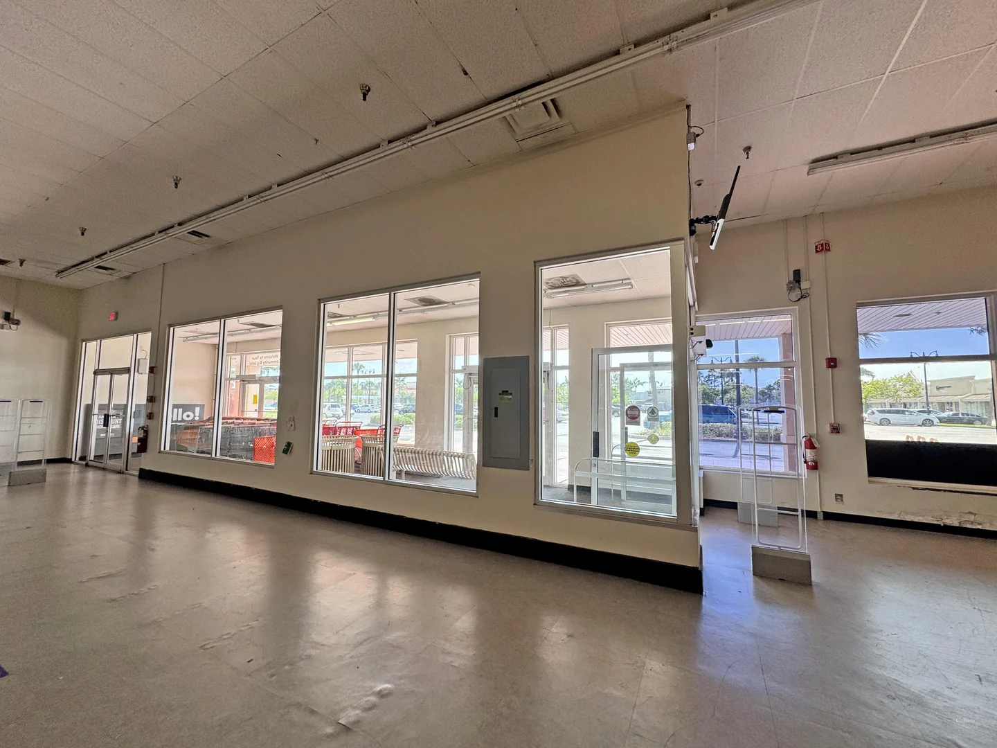 El Dorado Plaza - 4429 Cleveland Ave. - Fort Myers, FL — Lease in Fort Myers, FL, photo 2 of 8
