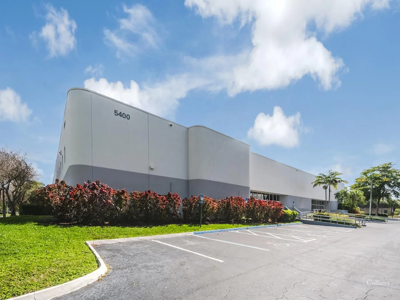 Prospect Park — Lease in Fort Lauderdale, FL, photo 2 of 8